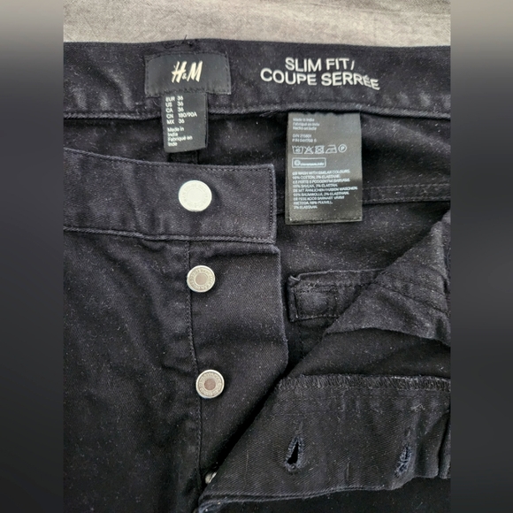 H&M Cropped Black Jeans (Size 36) - Picture 3 of 4
